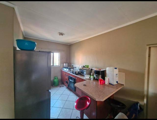 3 BEDROOM APARTMENT FOR SALE IN KLIPPOORTJE